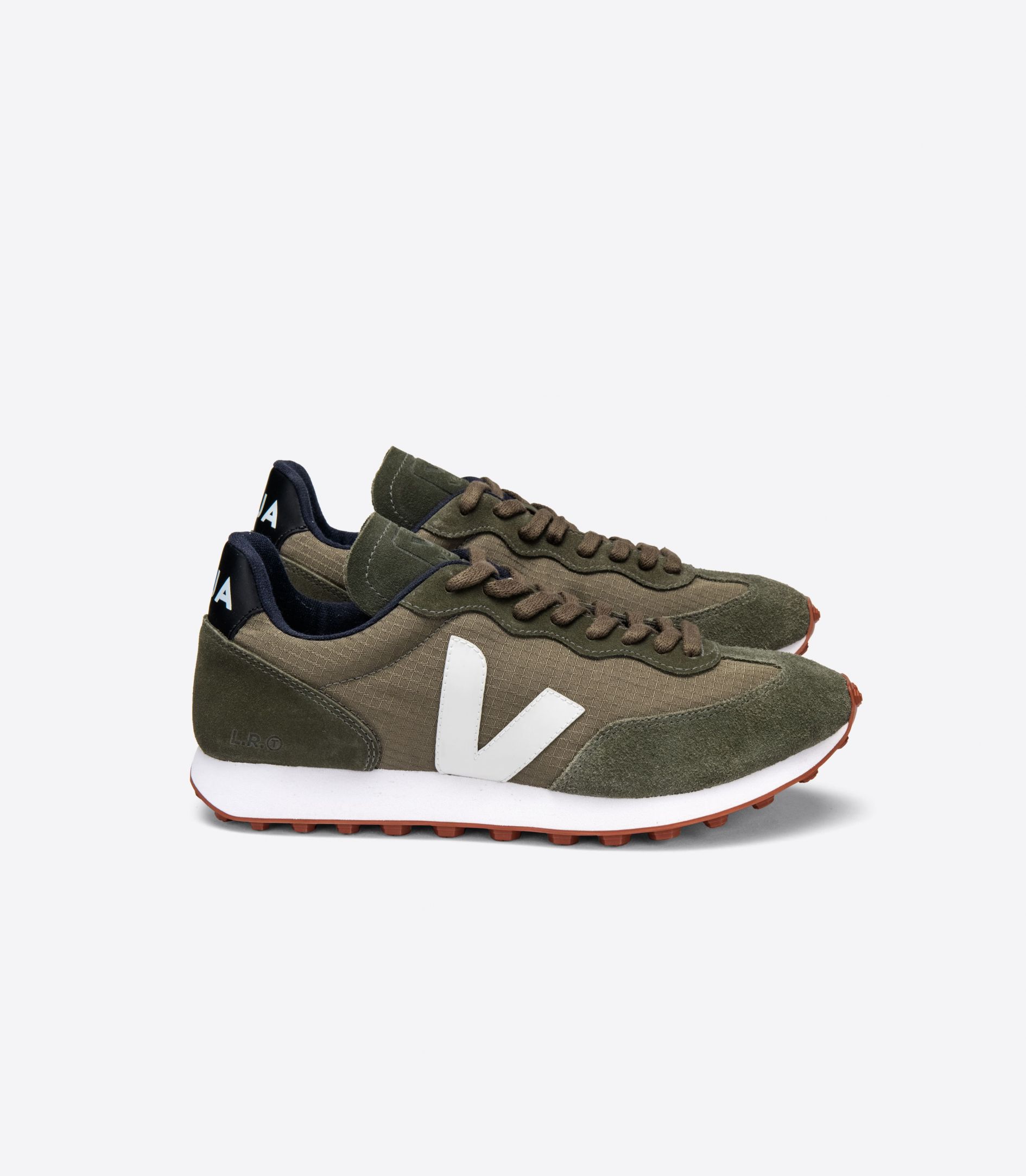 Comprar tenis best sale branco